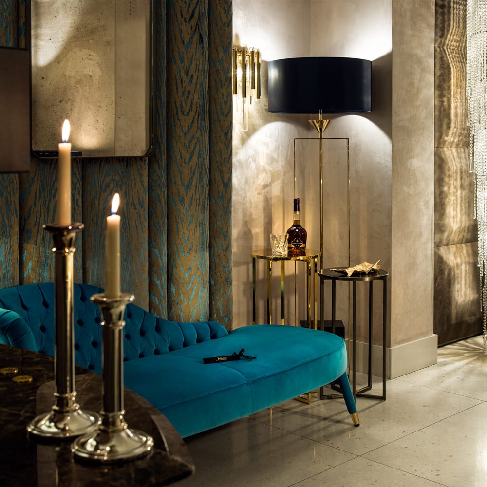 Velvet chaise longue, turquoise, showroom setting
