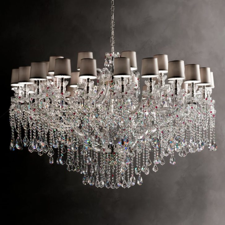 Large Luxurious Swarovski Crystal Chandelier Juliettes Interiors   Large Luxurious Swarovski Crystal Chandelier 1 728x728 