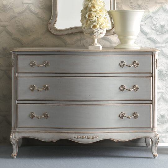 Classic Style Chest Of Drawers